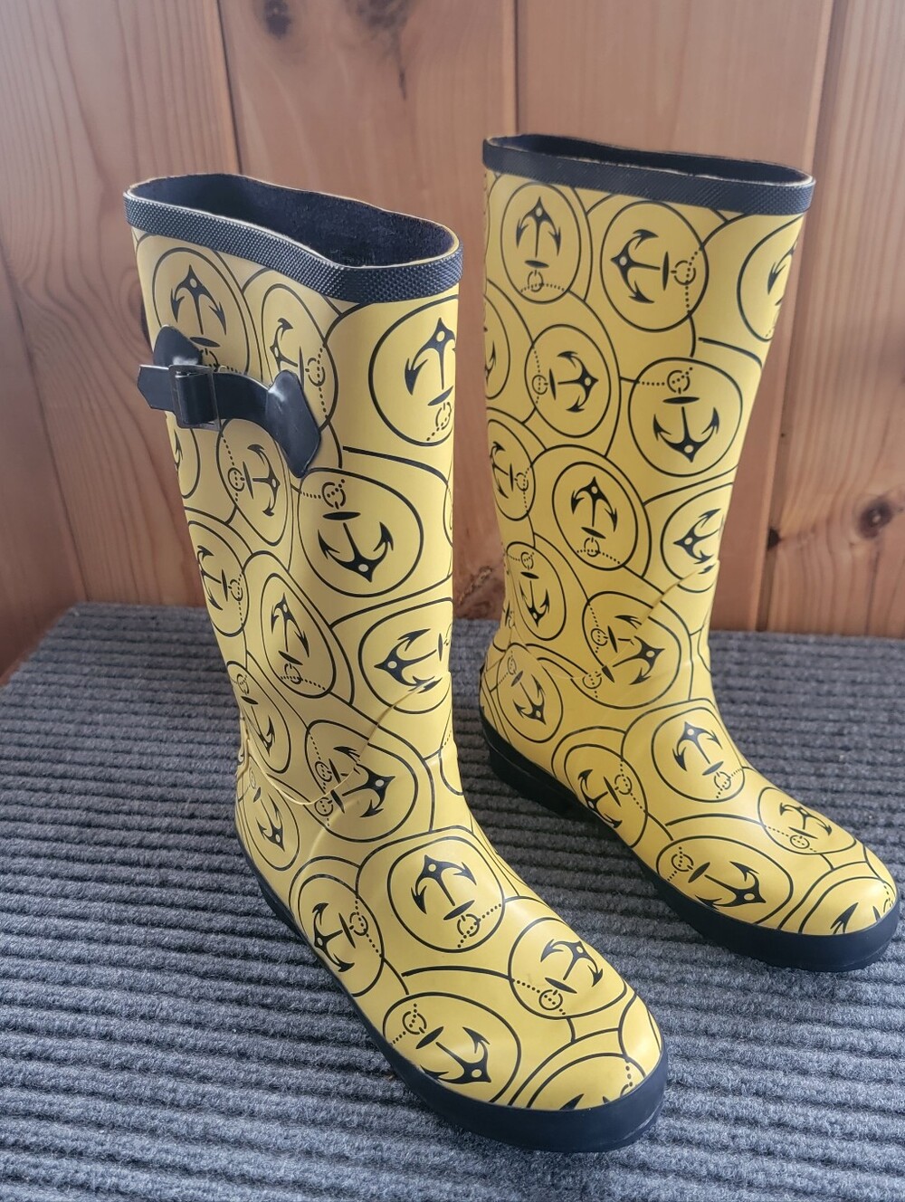 LL Bean Wellies rain boots size 8 yellow anchor